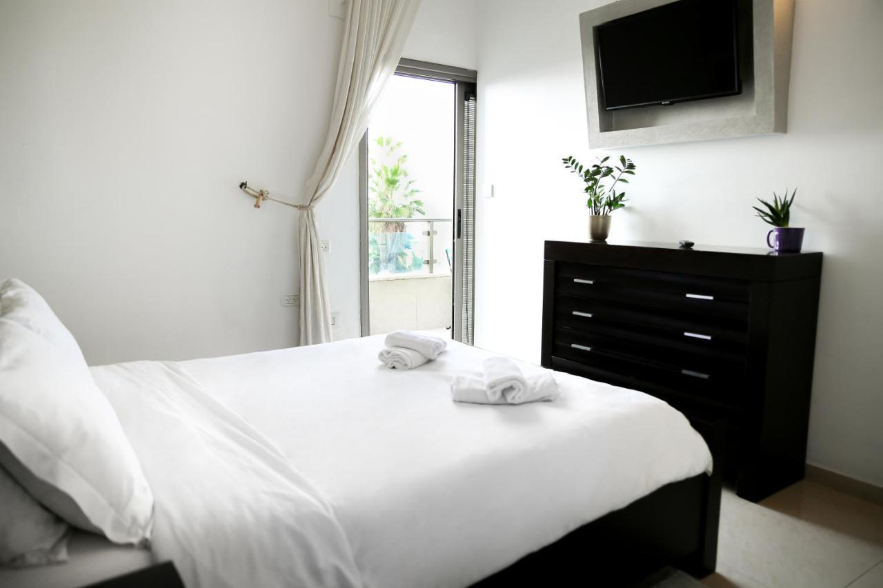 Sea View Apartment Prime Location On The Beach Tel Aviv Exterior photo