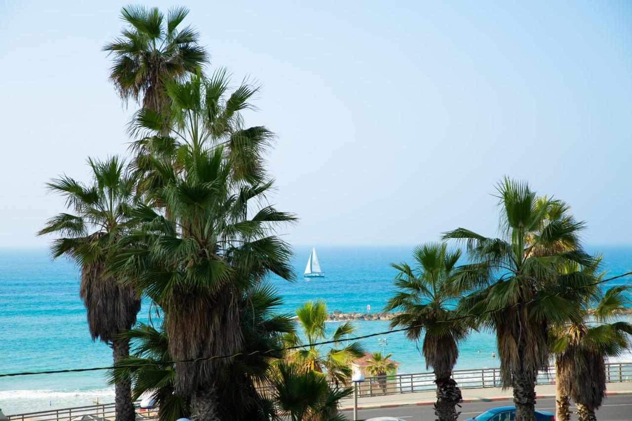 Sea View Apartment Prime Location On The Beach Tel Aviv Exterior photo